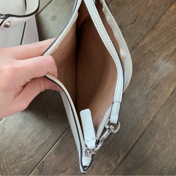 Calvin Klein white weave maxi tote bag with matching wristlet - Picture 8 of 16